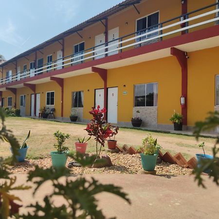 Hospedaje Barrancas Hotel Cosoleacaque Buitenkant foto