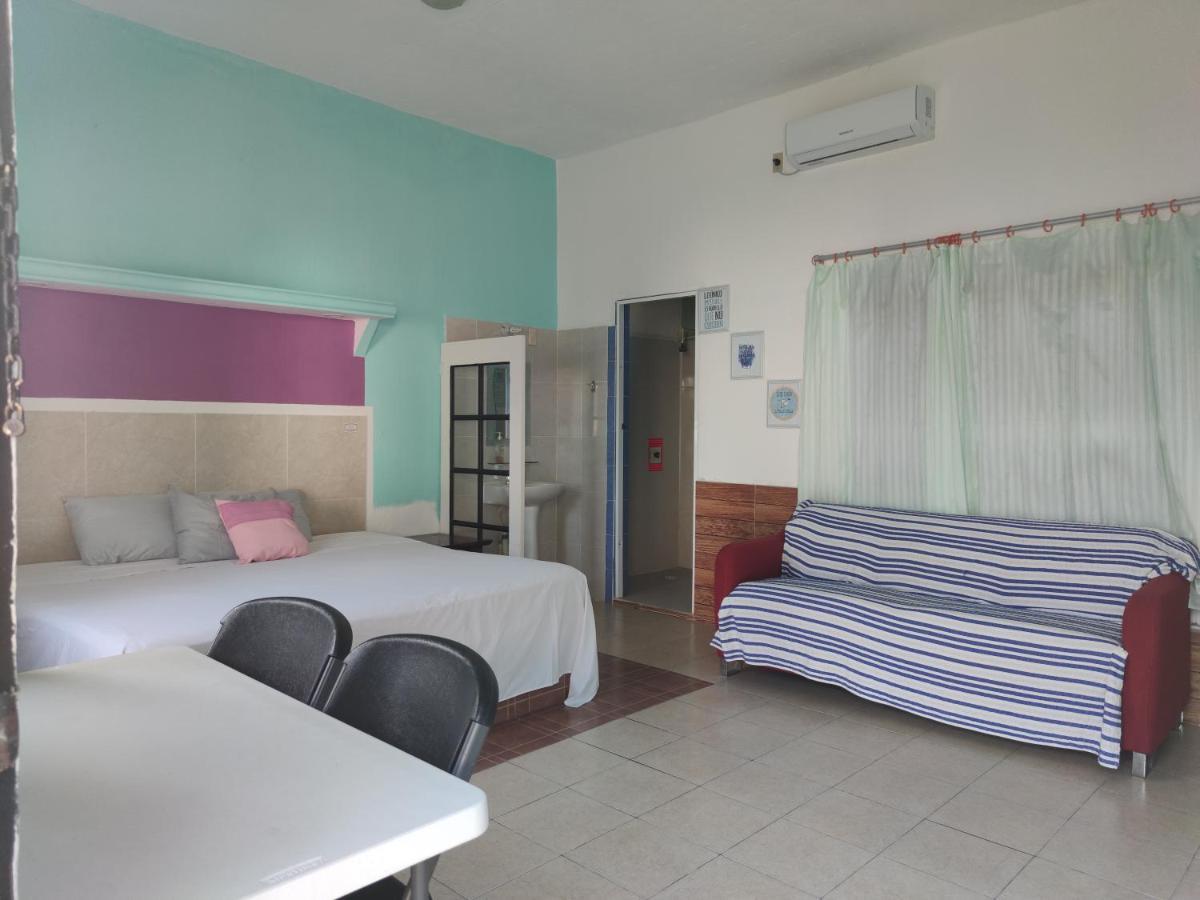 Hospedaje Barrancas Hotel Cosoleacaque Buitenkant foto