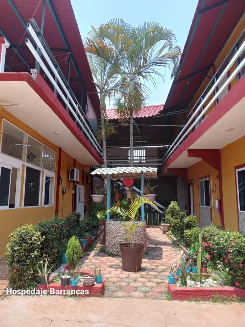 Hospedaje Barrancas Hotel Cosoleacaque Buitenkant foto